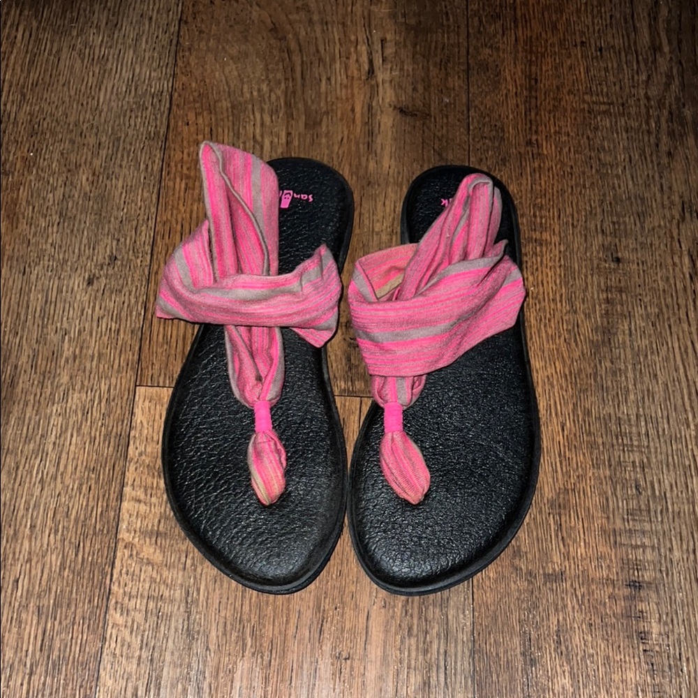 Sanuk Pink and Gray Women's Sandals